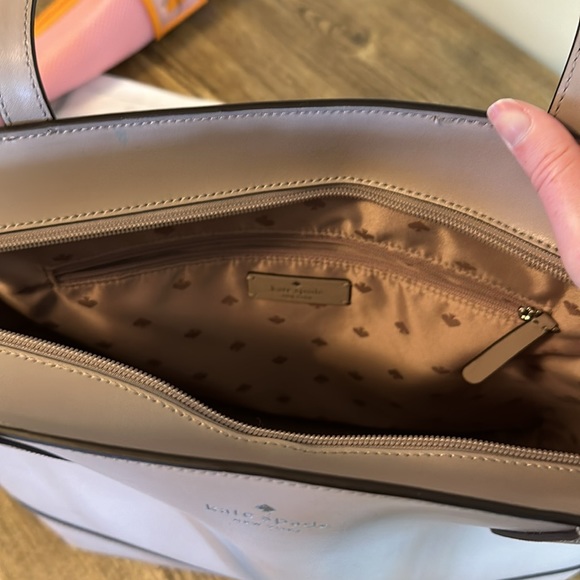 Kate Spade Purse - Picture 4 of 6